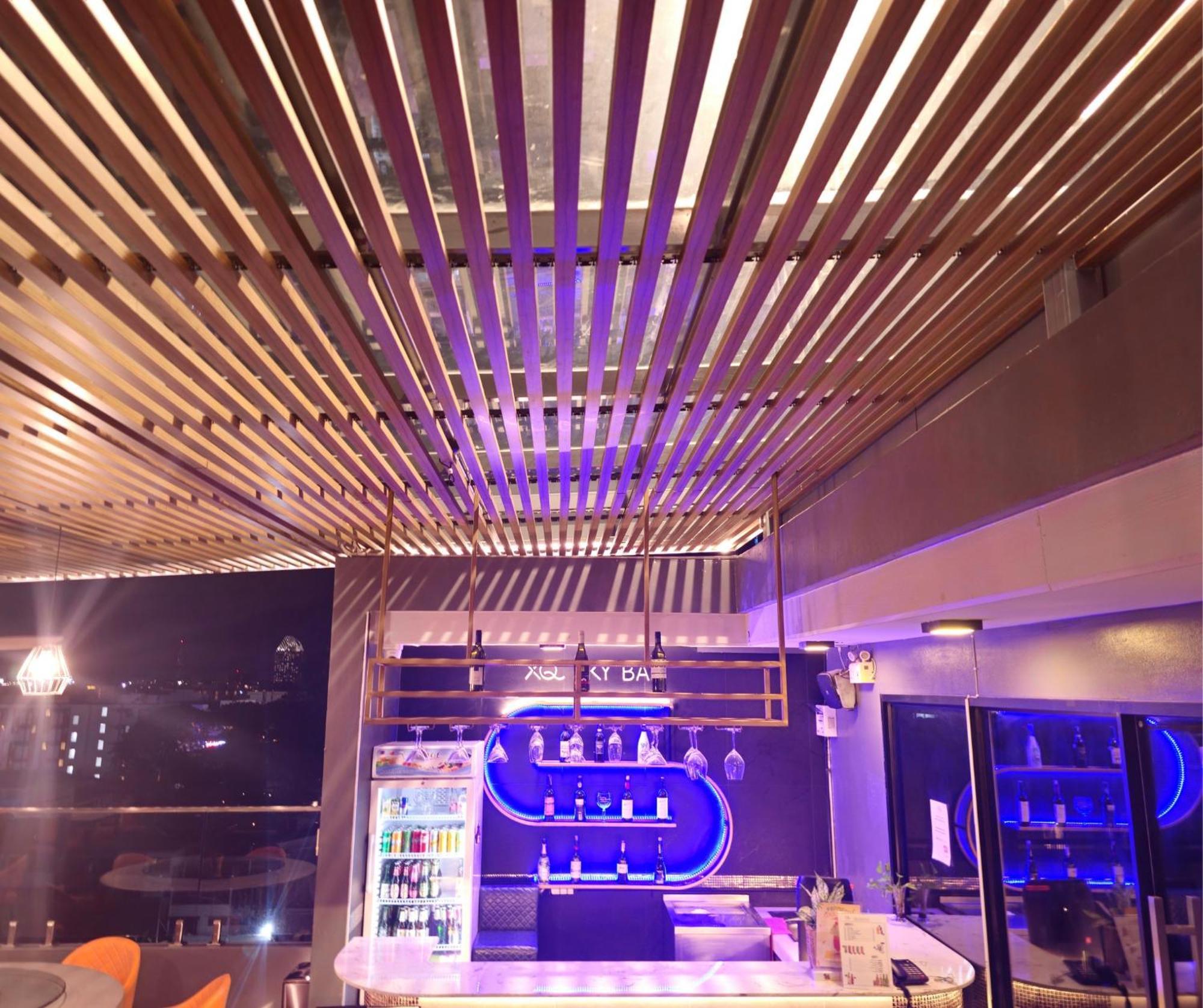 Xq Pattaya Hotel Buitenkant foto