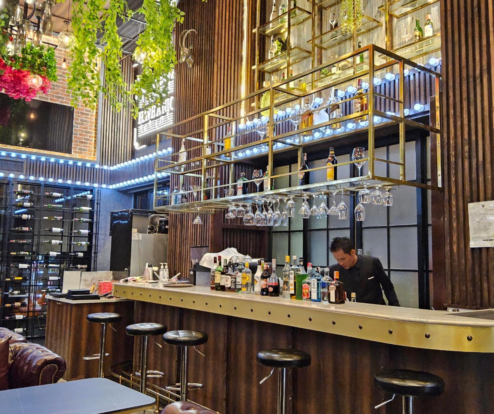 Xq Pattaya Hotel Buitenkant foto