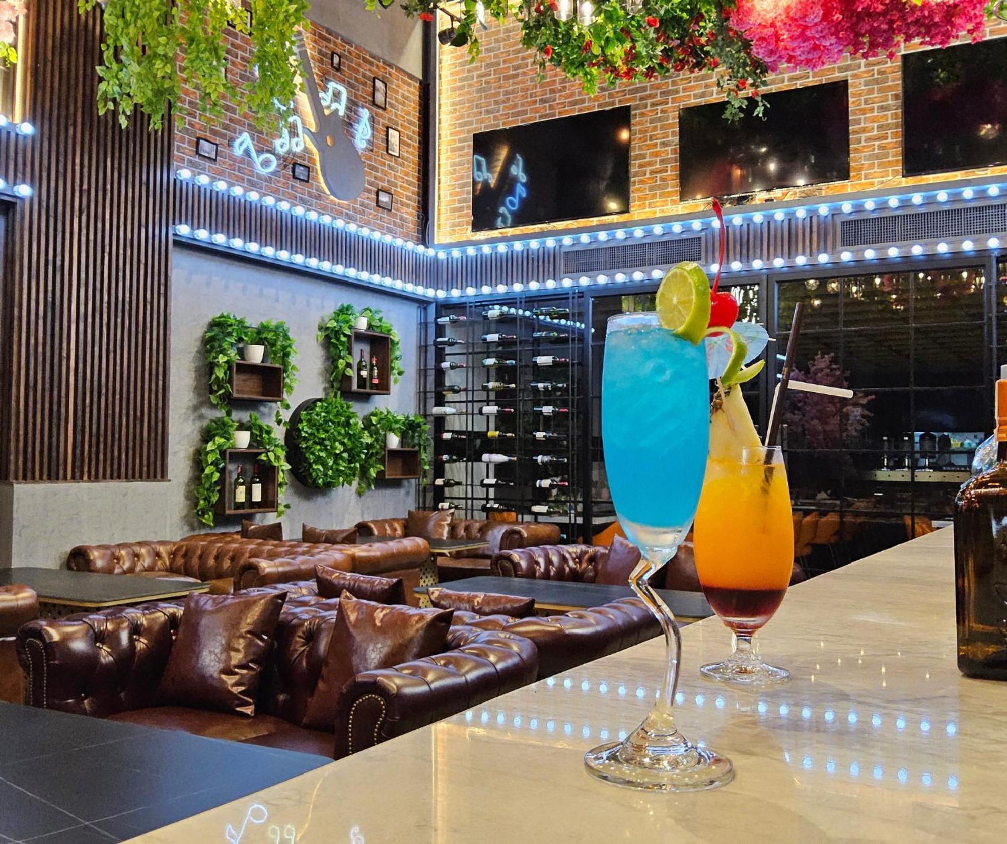 Xq Pattaya Hotel Buitenkant foto