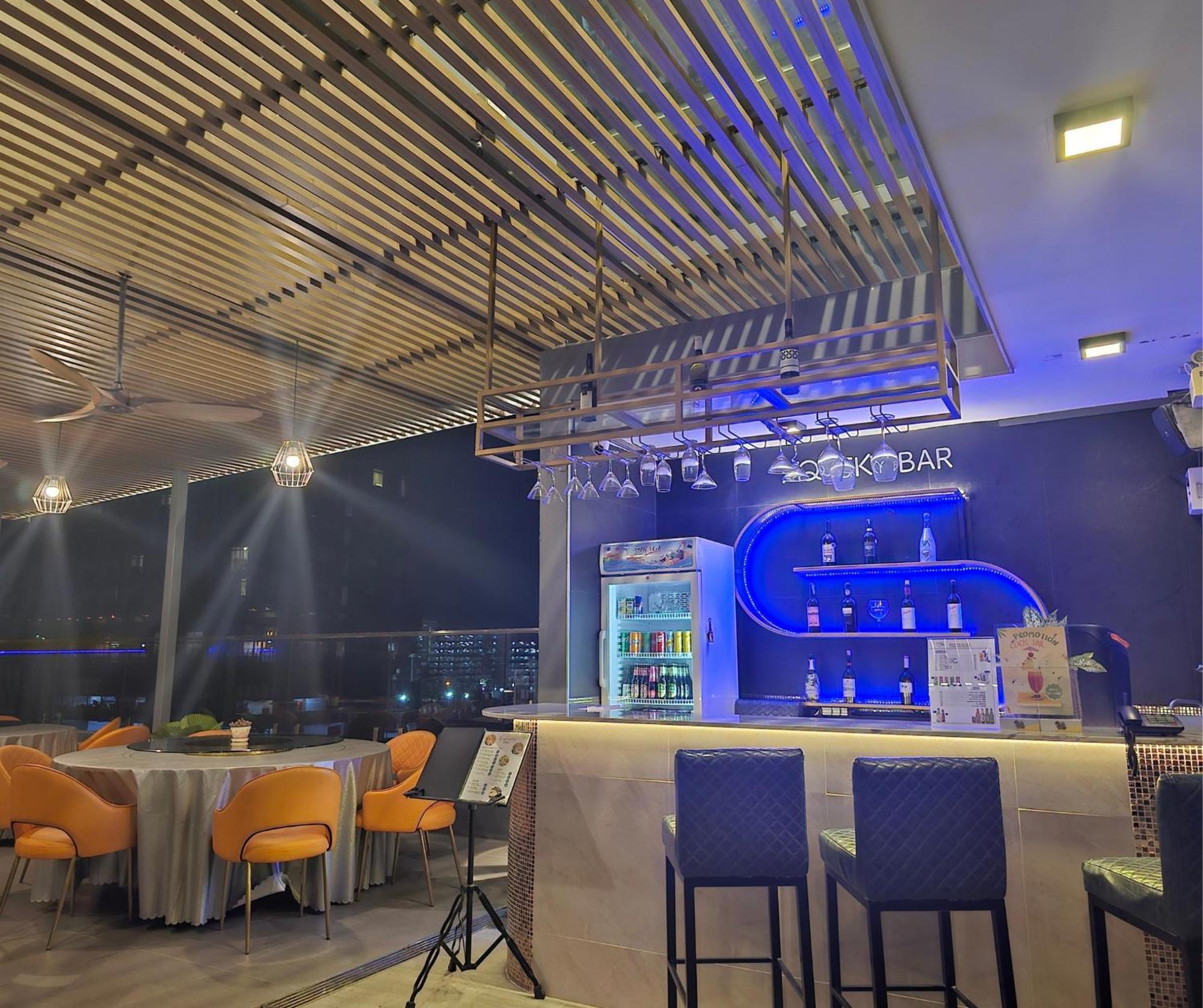 Xq Pattaya Hotel Buitenkant foto