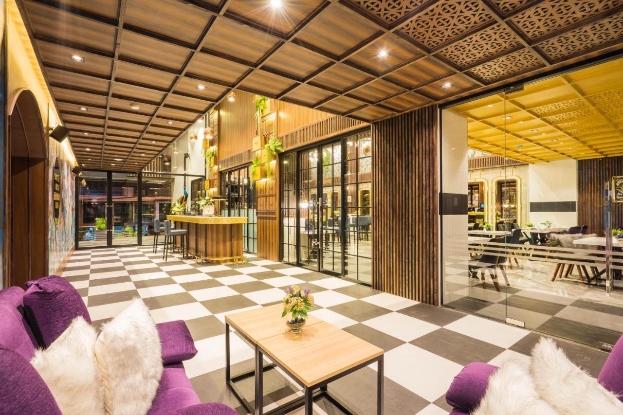 Xq Pattaya Hotel Buitenkant foto
